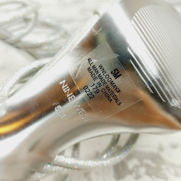 New Nine West Loomay Silver Strappy 4" Open Toe Stiletto V764 - Picture 8 of 9